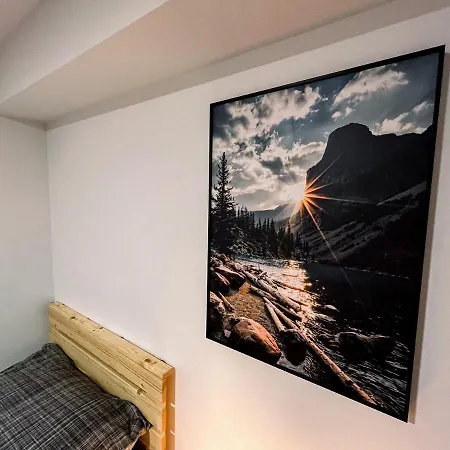 Neli Apartment *
